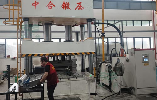拉伸不銹鋼水槽需要多大噸位液壓機(jī)？