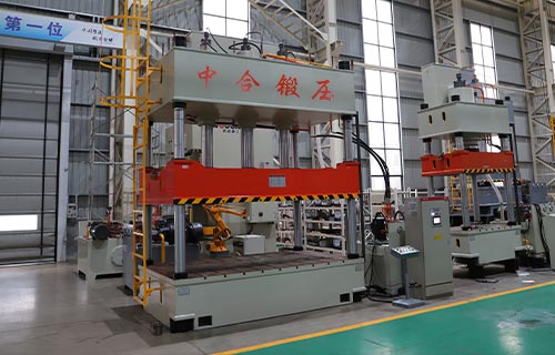 315噸汽車(chē)內(nèi)飾件成型液壓機(jī)多少錢(qián)？