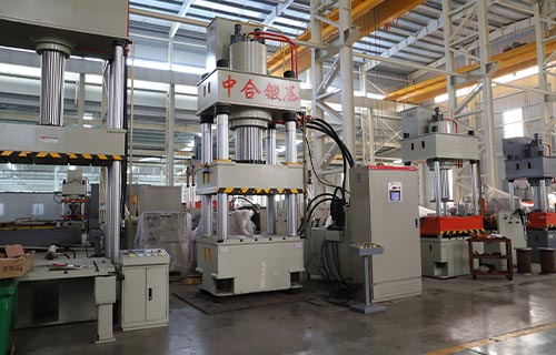 500噸四柱液壓機(jī)性能特點(diǎn)及技術(shù)參數(shù)有哪些？