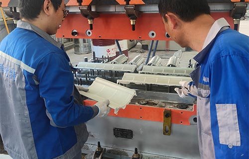 模壓仿古樹脂瓦需要多大噸位液壓機？